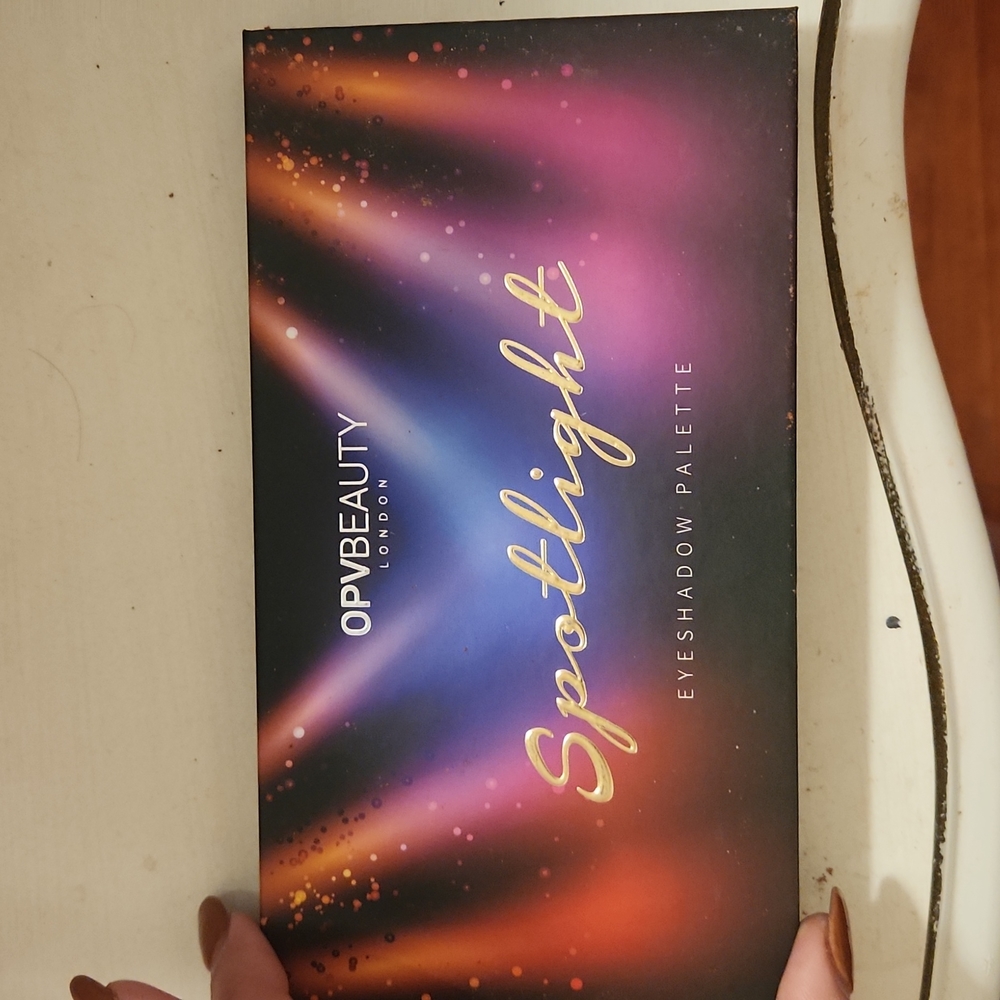 Opv beauty London spotlight palette